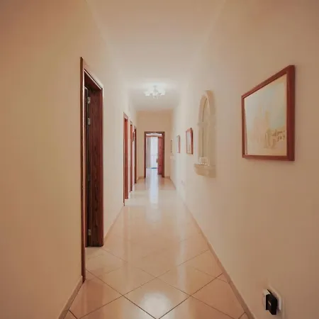 The Quiet Cove - Minutes Away From St Thomas Bay Apartamento Marsaskala
