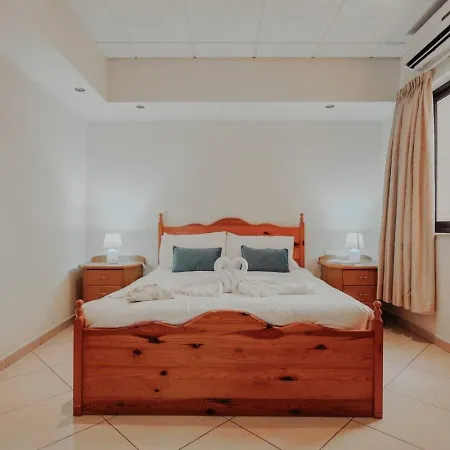 The Quiet Cove - Minutes Away From St Thomas Bay Apartamento *