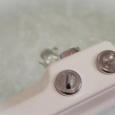 The Quiet Cove - Minutes Away From St Thomas Bay アパート
